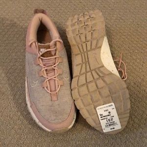 New pink Nike sneakers size 9